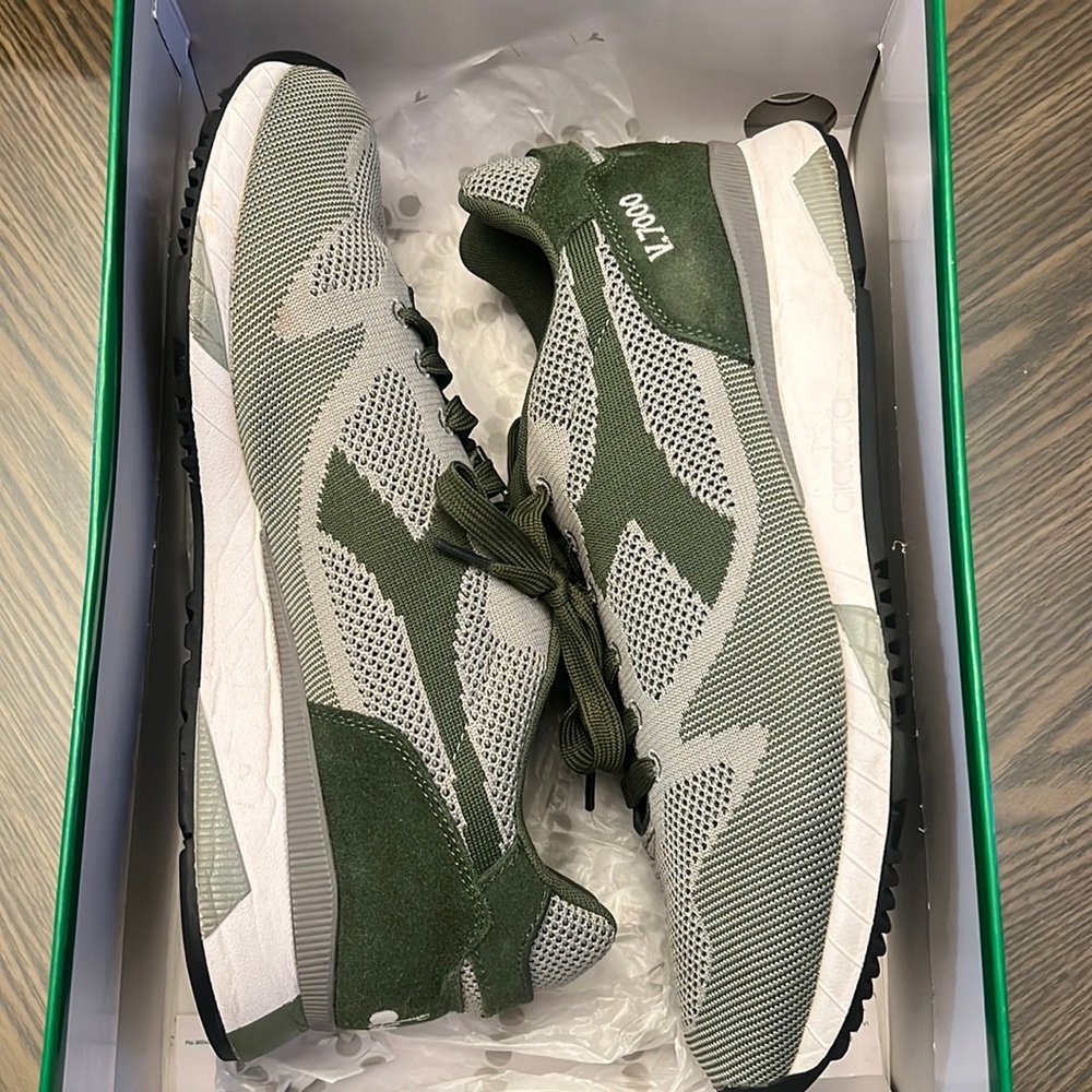 Diadora V7000 Weave